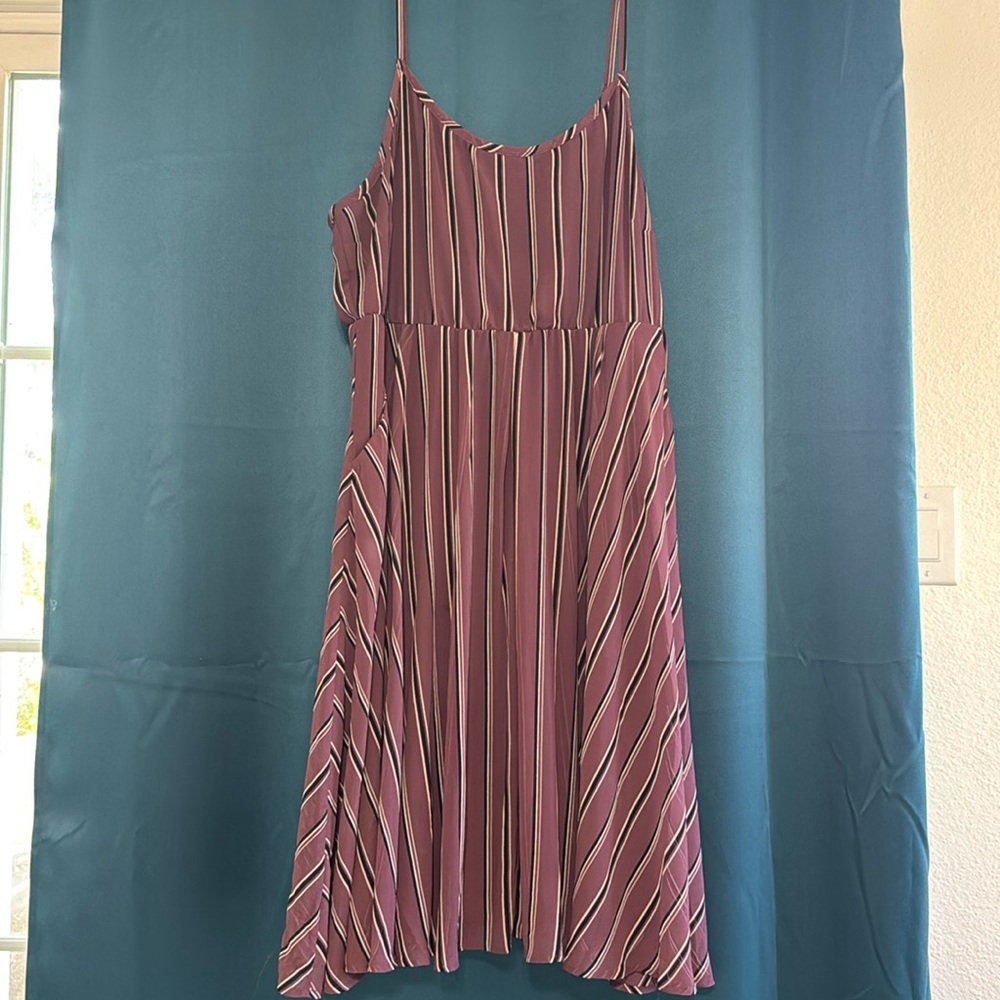 Torrid purple and black dress with pockets!